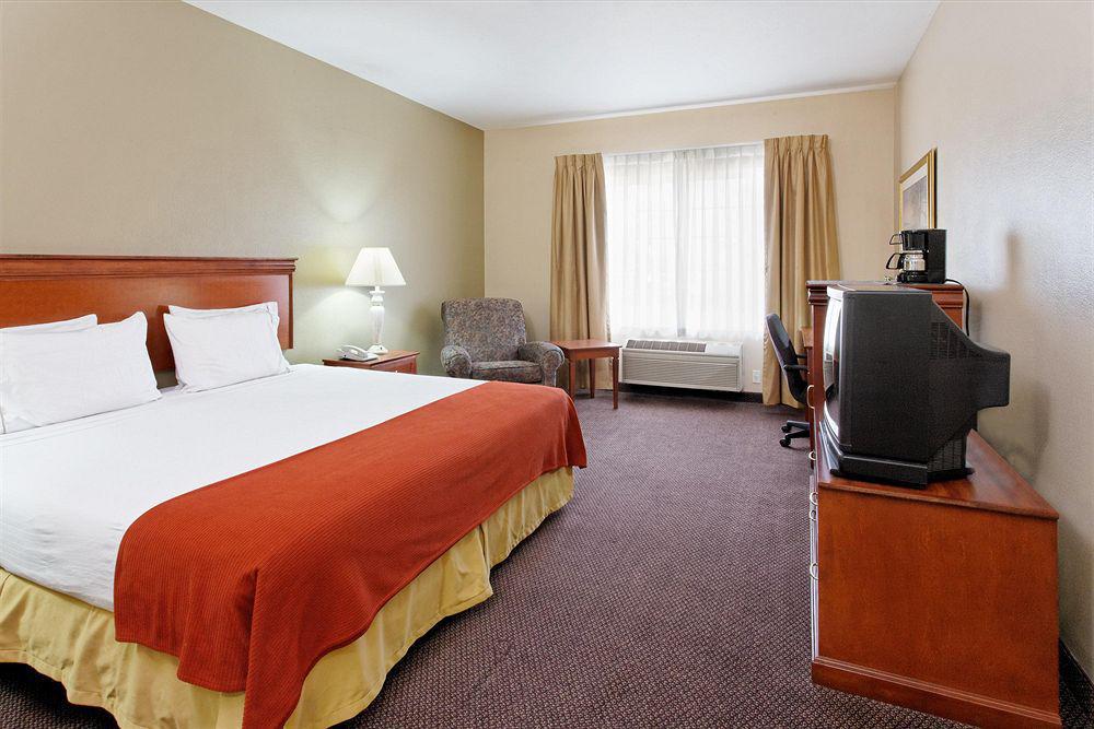 Holiday Inn Express Walla Walla By Ihg Room photo
