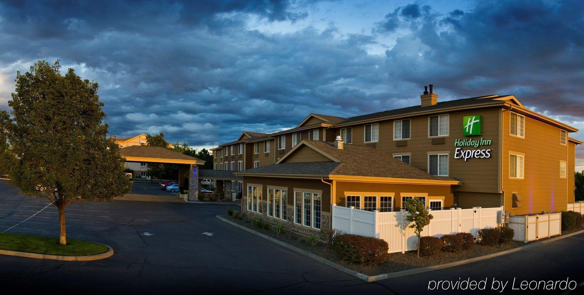 Holiday Inn Express Walla Walla By Ihg Exterior photo