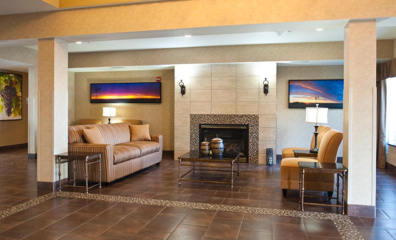 Holiday Inn Express Walla Walla By Ihg Exterior photo
